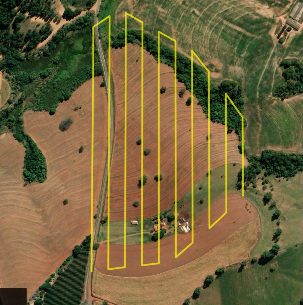 Planejamento de voo com as faixas de sobrevoo do drone